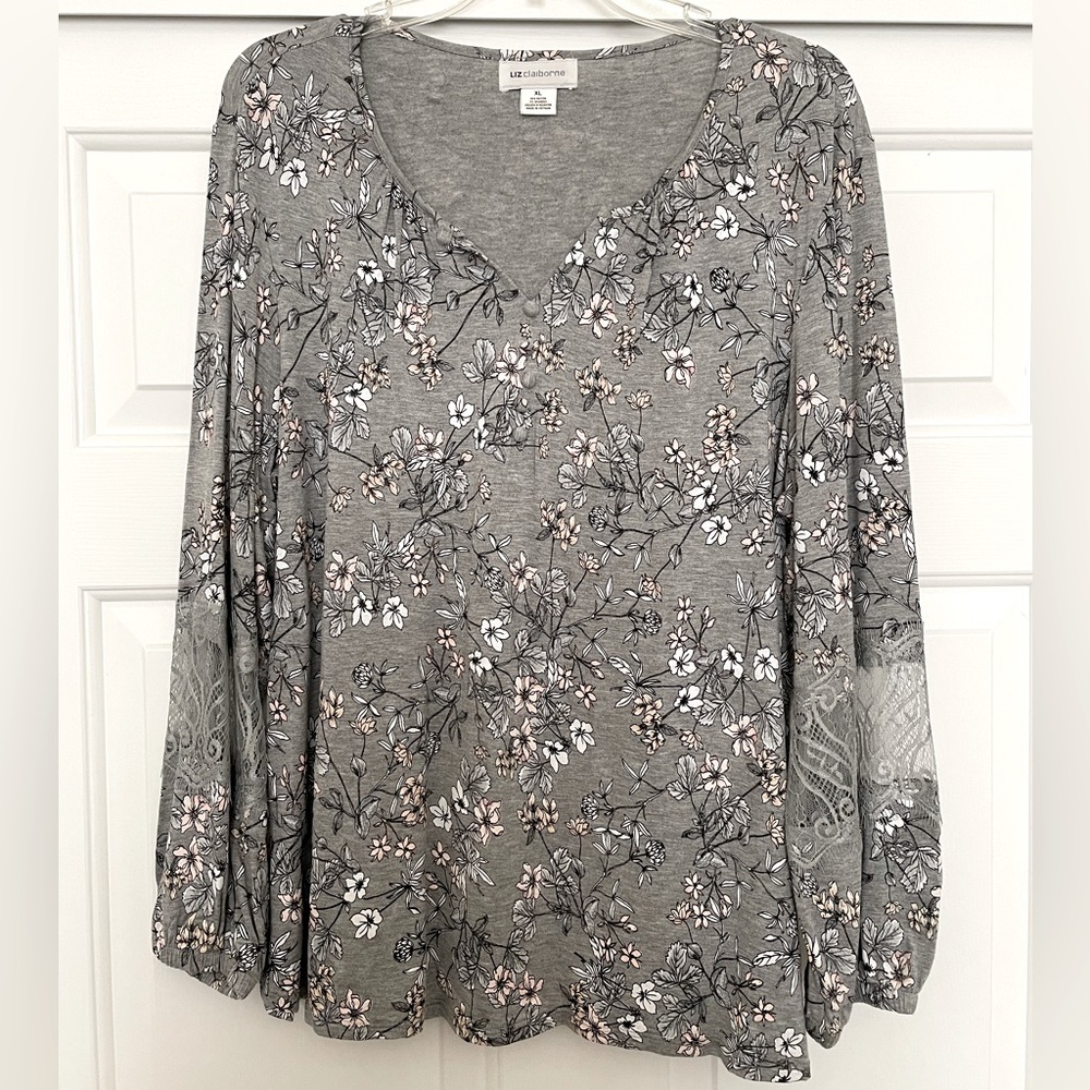 Liz Claiborne NWOT long sleeve vneck top button loose blouse size XLarge- grey
